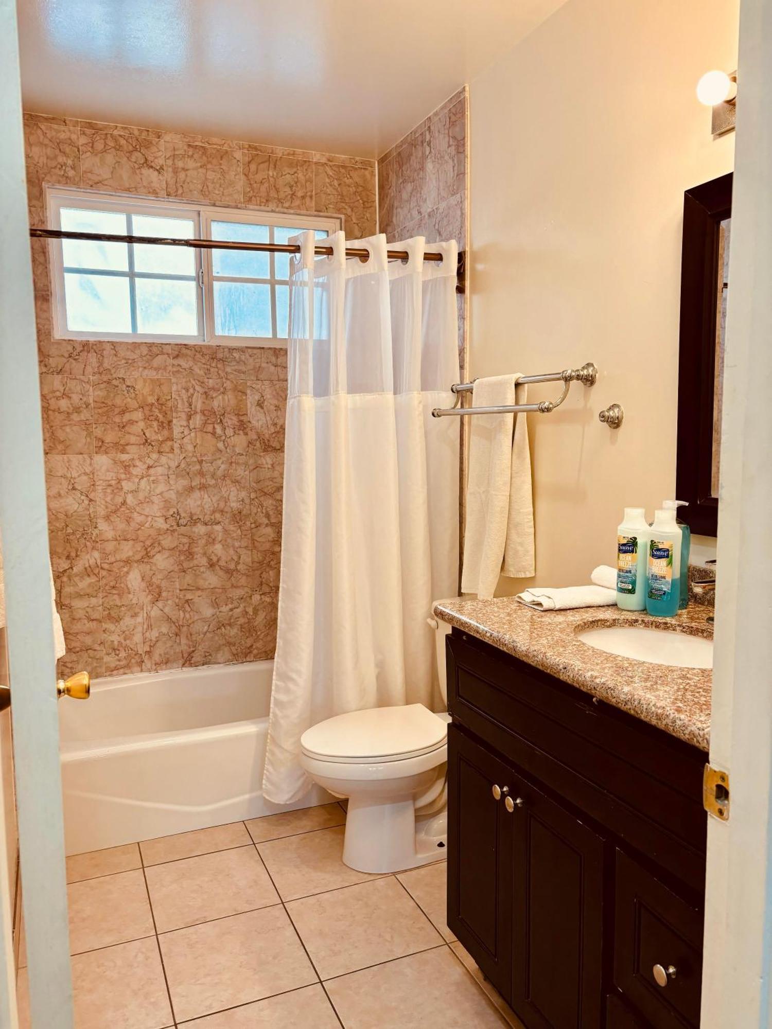 Centrally Located 2 Bed Ucla Apartment Los Angeles Extérieur photo